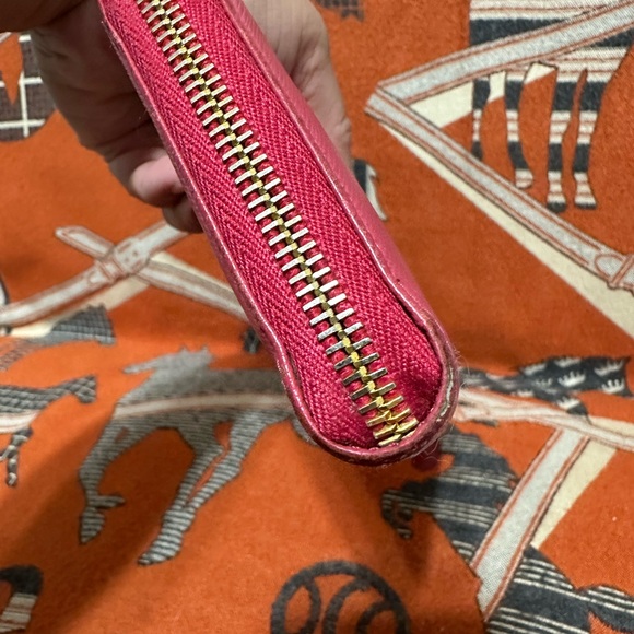 PRADA ❤️🌟BOW LEATHER WALLET ⭐️ - Picture 4 of 8